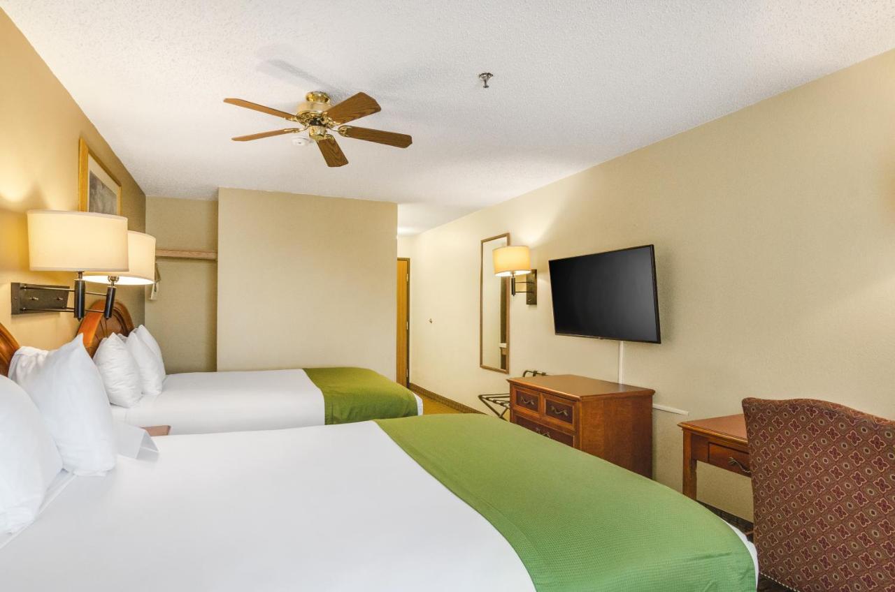Hotel Guest 2*