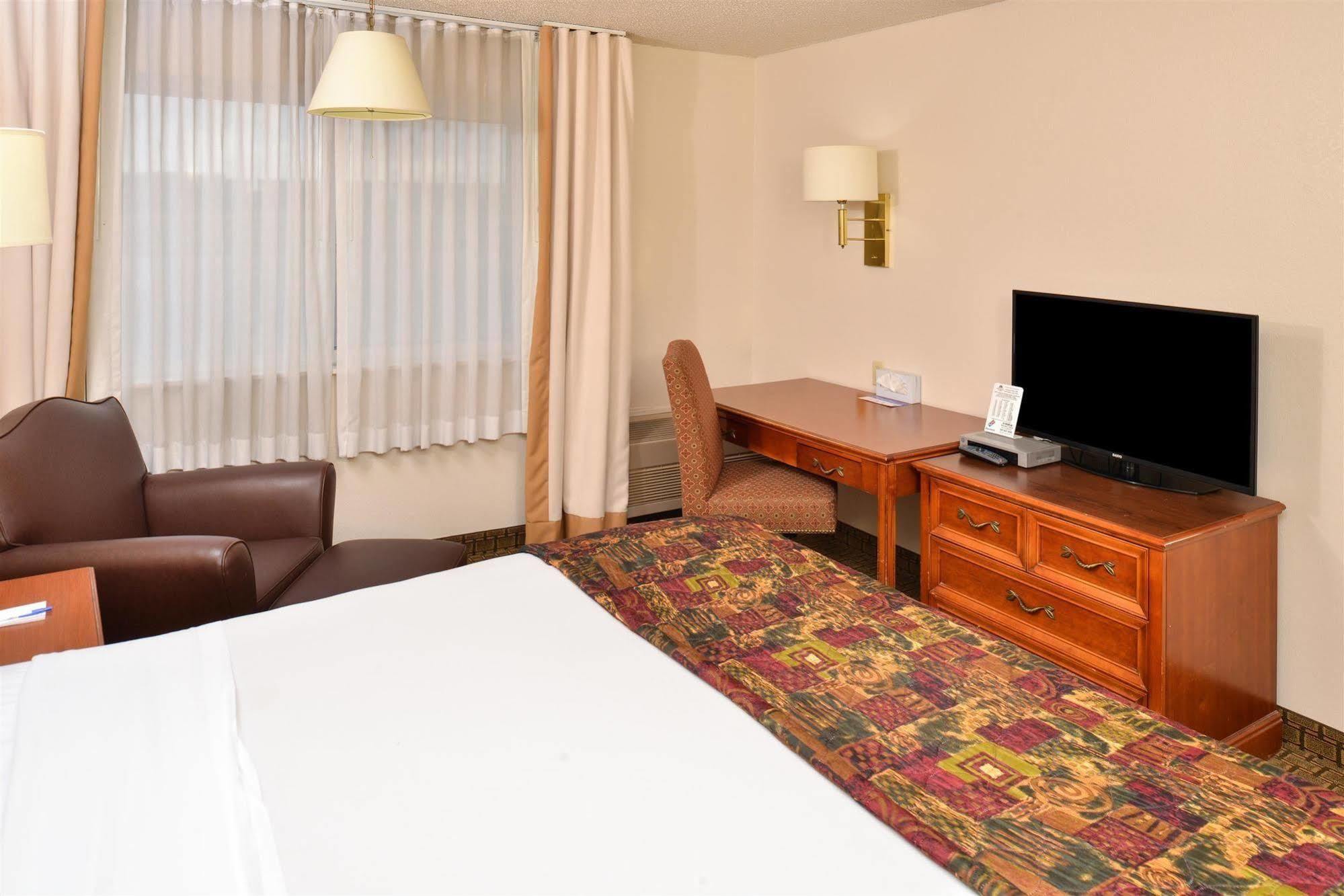 Guest 2* Cheyenne